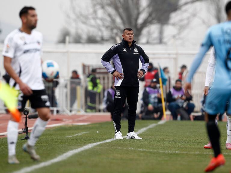 La insólita nueva justificación de Jorge Almirón para el tropiezo de Colo Colo