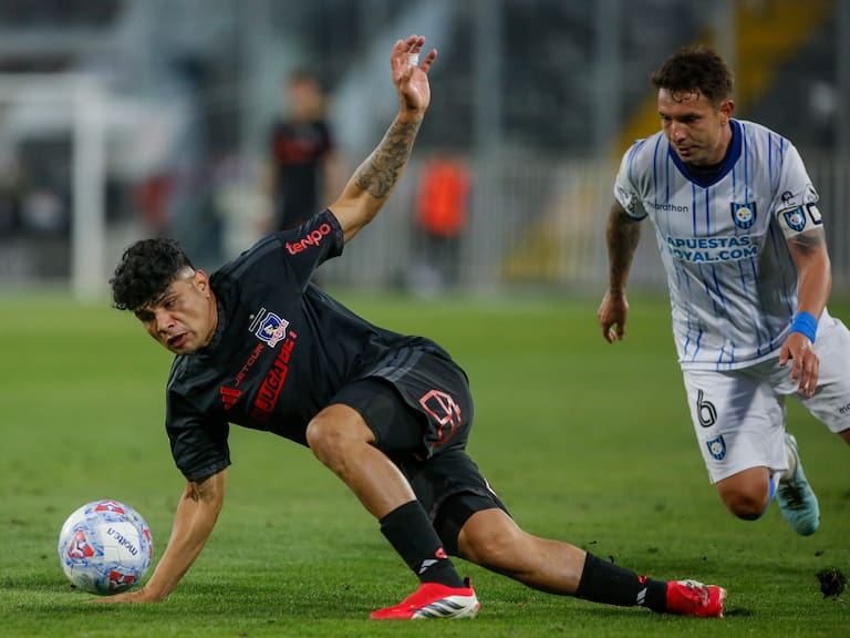 Aquino explica su irregularidad en Colo Colo: “Han sido pocas las veces que me ha tocado jugar en mi posición”