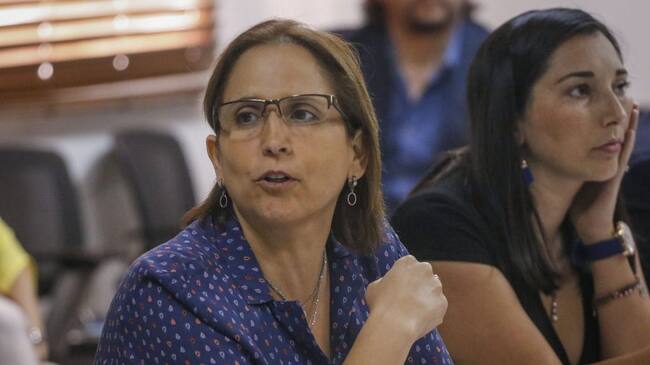 22 de enero del 2020/SANTIAGOEl alcalde de Peñalolen, Carolina Leitao, participa de la reunion con alcaldes de comunas identificadas como grandes consumidoras de agua para abordar en conjunto medidas que permitan reducir su consumo y contribuir a un uso más eficiente del escaso recurso hídrico, en el contexto de la grave sequía que afecta a nuestro país.
FOTO: SEBASTIAN BELTRAN GAETE/AGENCIAUNO
