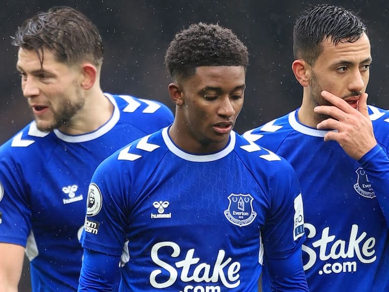 Alarma en el fútbol inglés: Premier League acusa a Everton de supuesta violación de reglas financieras