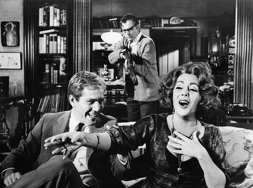 George Segal, Richard Burton y Elizabeth Taylor en «¿Quién le teme a Virginia Woolf?». Foto: Getty Images