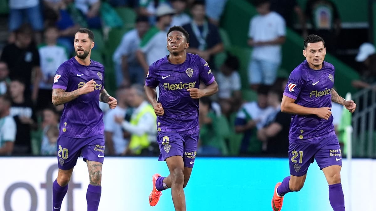 Cepeda aporta su primera asistencia de la temporada pero no puede evitar otra derrota del Elche en La Liga
