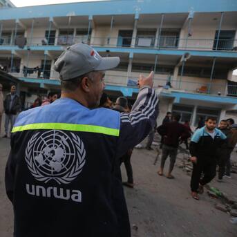 Jefe de la UNRWA denuncia que Israel no lo dejó entrar a Gaza