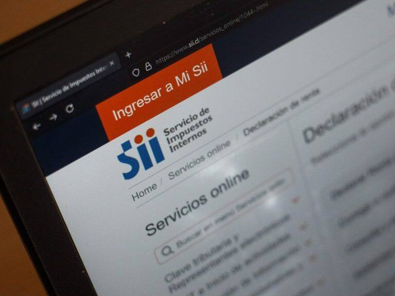 28 DE MARZO DE 2021 / SANTIAGOServicio de puestos Internos ( SII ) lanza la plataforma propuesta de declaración partir del 1 de Abril .
FOTO: DIEGO MARTIN /AGENCIAUNO