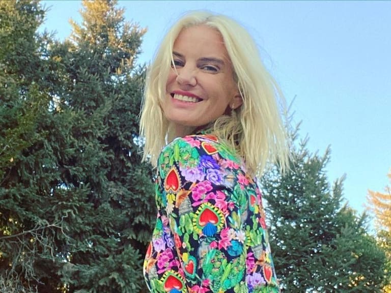 «Regaloneando en el sur»: Javiera Acevedo se llenó de elogios tras compartir fotografía junto a su mamá