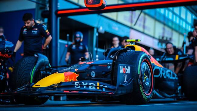 MELBOURNE, AUSTRALIA - APRIL 7: Preparations and pit stop practice at Red Bull Racing at the 2022 Australian Formula 1 Grand Prix on 7th April 2022 (Photo credit should read Chris Putnam/Future Publishing via Getty Images)