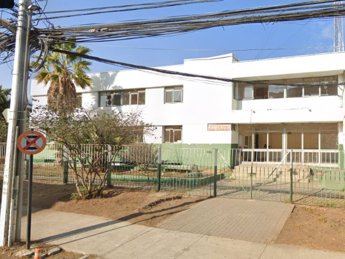 ¿Delincuentes se tomaron comisaría abandonada en Quillota? Autoridades civiles y de Carabineros explican situación de recinto que genera preocupación