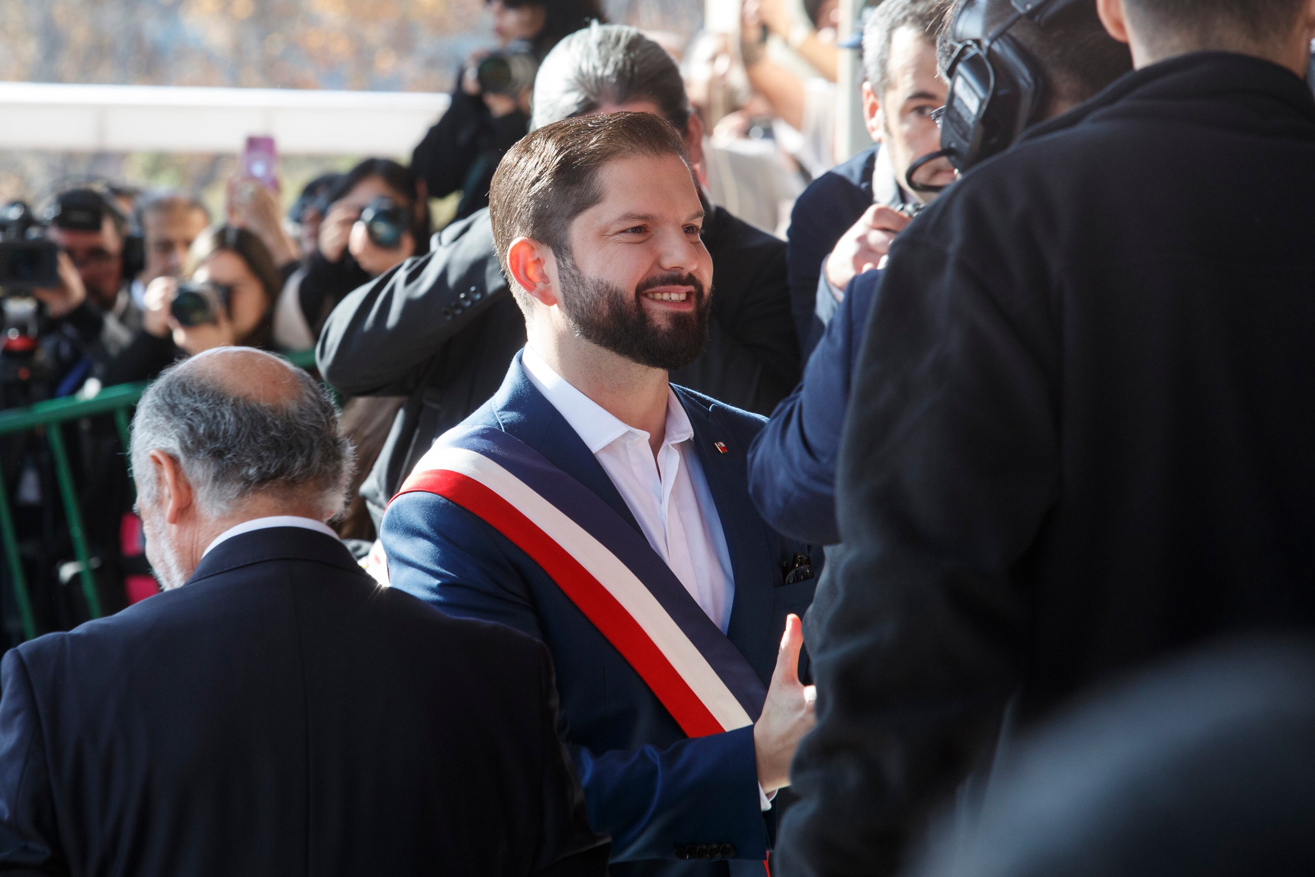 01 de julio 2024 / VALPARAÍSO
El presidente de la república, Gabriel Boric, arriba al congreso donde realizará su cuenta pública.
FRANCISCO PAREDES / AGENCIA UNO