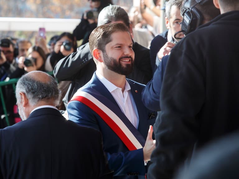 01 de julio 2024 / VALPARAÍSO
El presidente de la república, Gabriel Boric, arriba al congreso donde realizará su cuenta pública.
FRANCISCO PAREDES / AGENCIA UNO