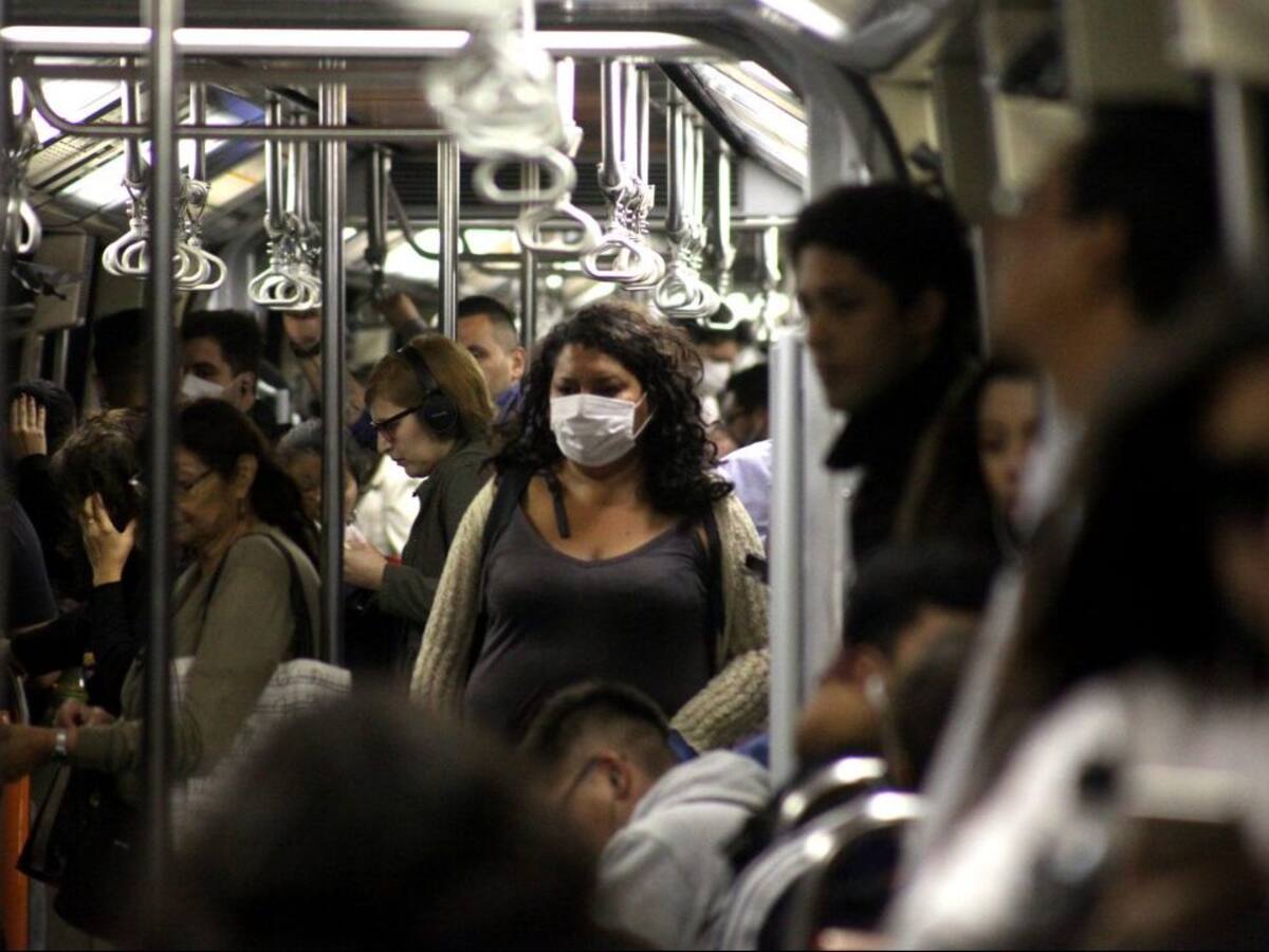 Gobierno propuso horarios diferidos de ingreso a clases para reducir aglomeraciones en el transporte durante el desconfinamiento