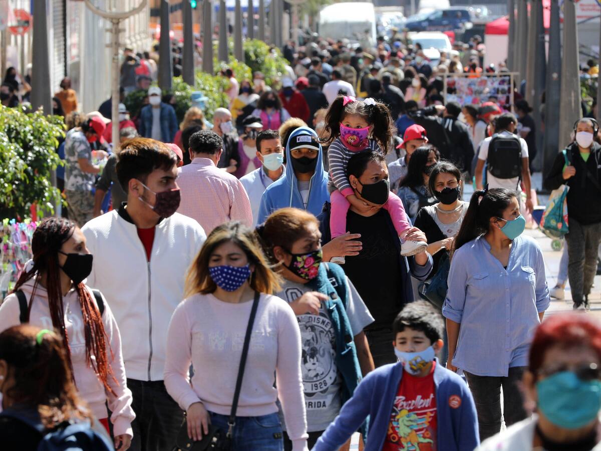 Espacio Público advirtió que autoridades están «jugando a la ruleta rusa» con las estrategias de la pandemia del coronavirus
