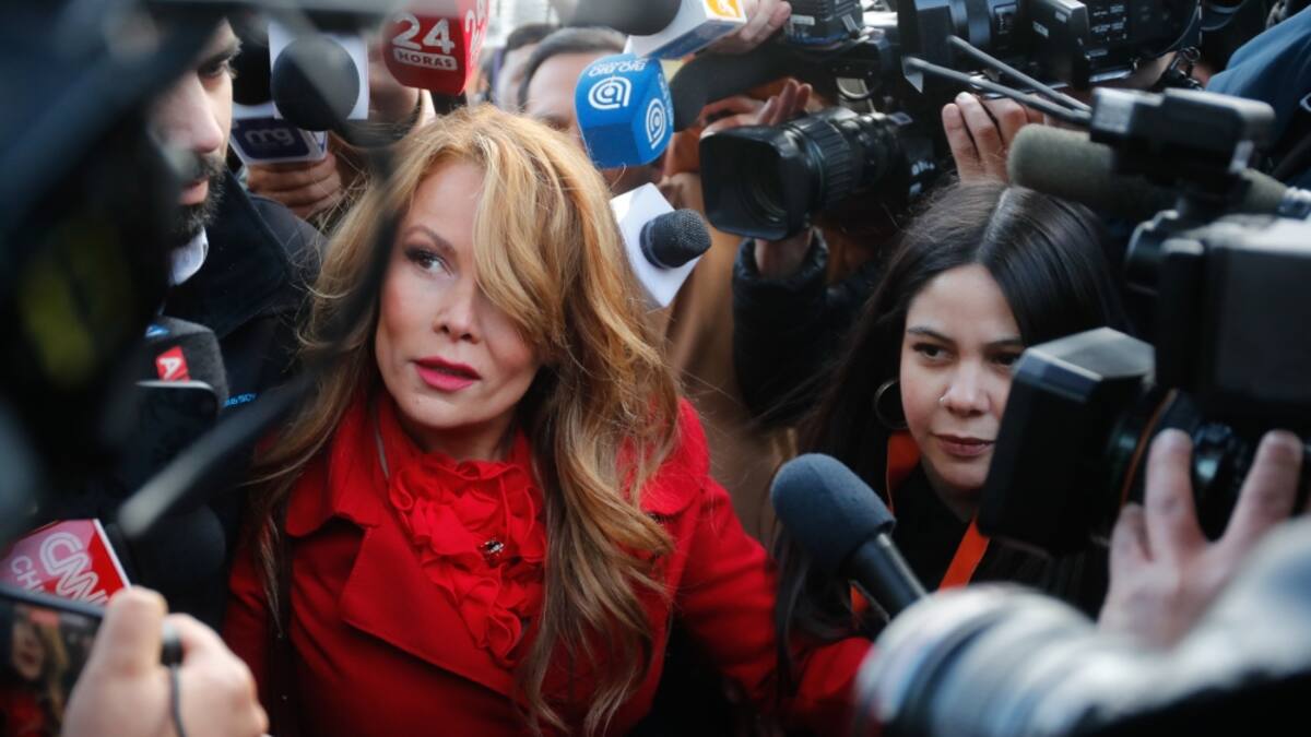 Cathy Barriga llega al Centro de Justicia para su reformalización