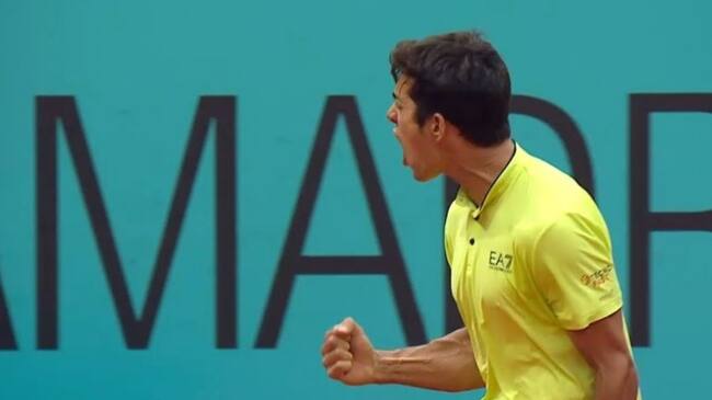 Cristian Garin jugó su mejor partido del año y avanzó a segunda ronda en el Masters 1000 de Madrid