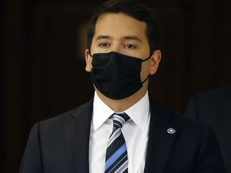 Diputado Araya acusa a la Convención de centralizar la policía «como en Venezuela y Nicaragua»