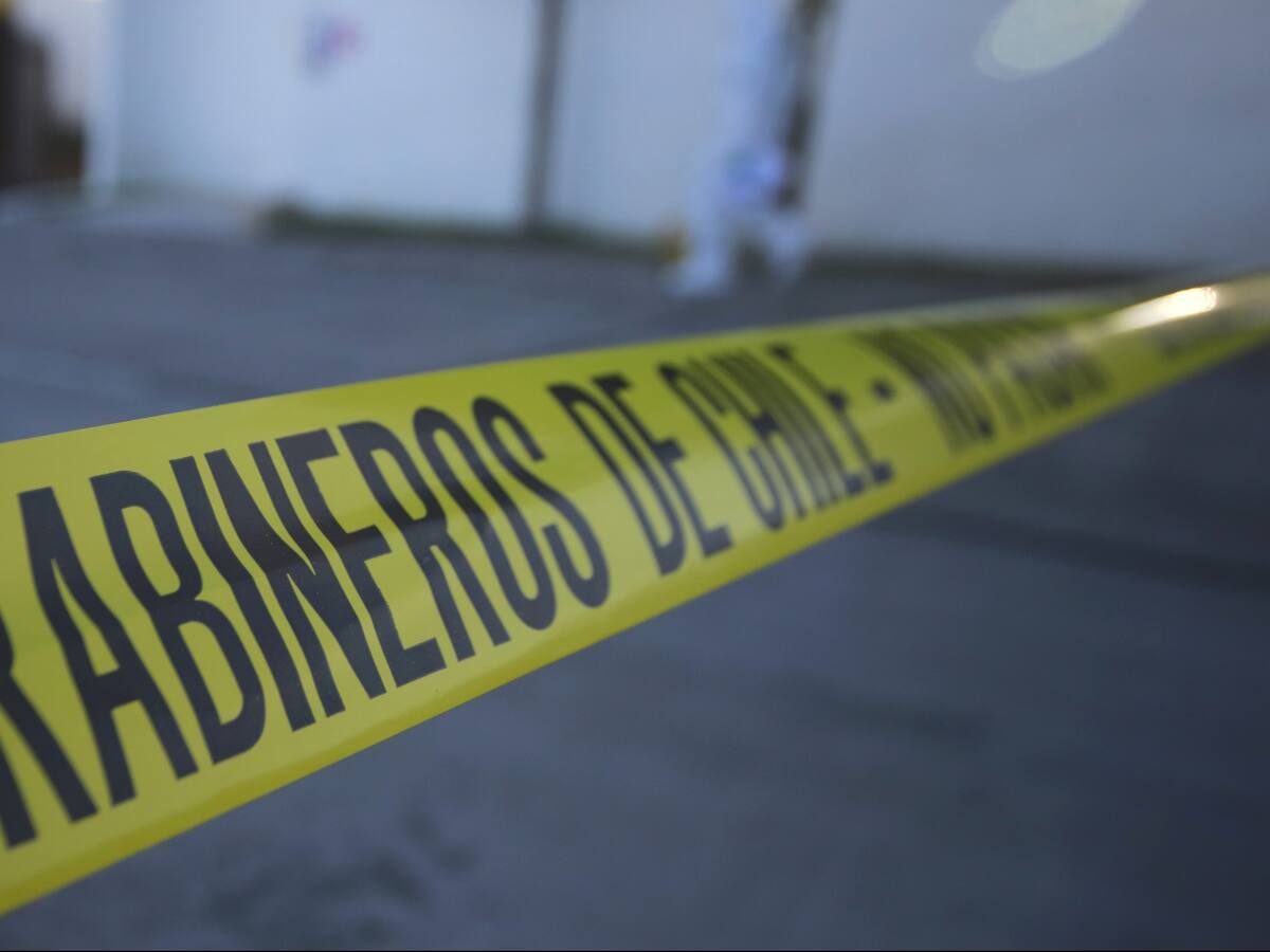 Carabineros investigan posible nuevo femicidio en la comuna de Cerrillos: policía recibió aviso de pareja de la víctima