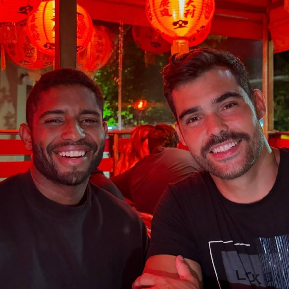 “Te amo mucho”: Primer tenista del circuito ATP en declararse homosexual presenta a su pareja