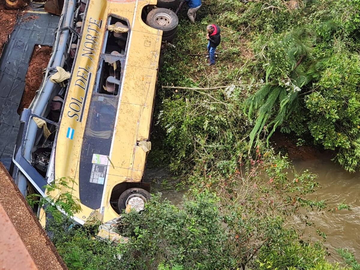 Tragedia Argentina: audio del conductor revela momentos previos a un choque que dejó nueve muertos
