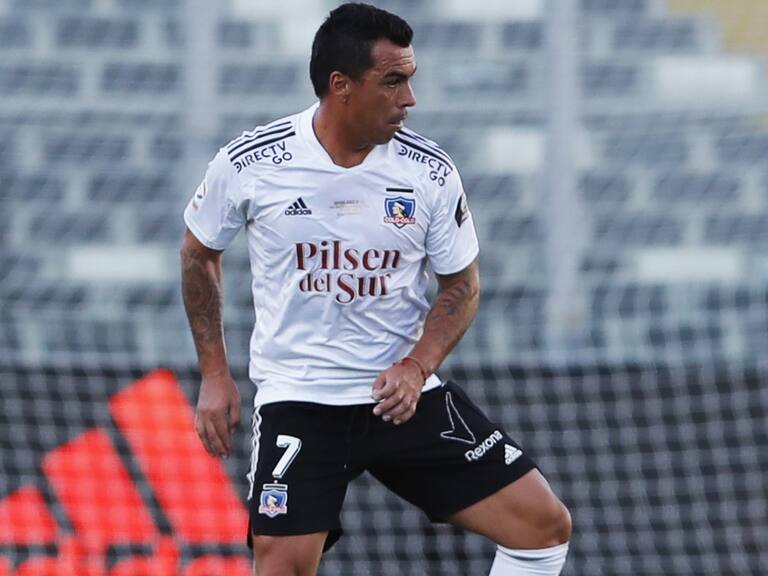¿En Colo Colo? Esteban Paredes volvió a aplazar su retiro: «Será a fin de año sí o sí»