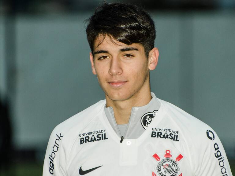Ángelo Araos Necaxa
