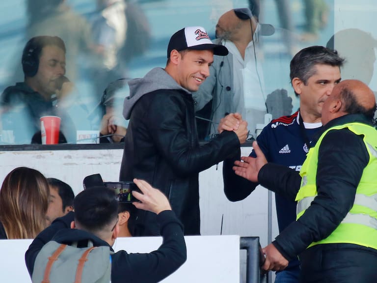 Se acerca el retorno: Dineros adeudados por Racing harían que Marcelo Díaz pueda llegar a la U en las próximas semanas