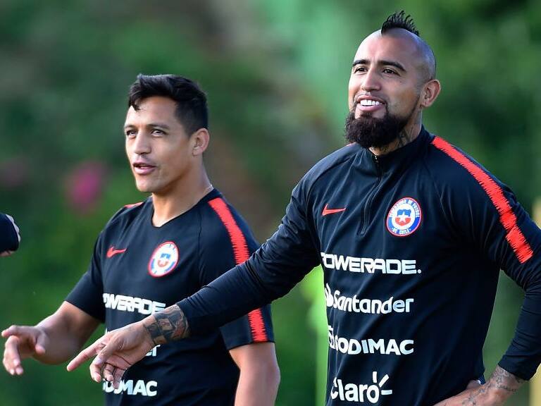 Medios italianos y españoles reaccionaron con interés por cuarentena para Alexis Sánchez y Arturo Vidal si vienen a Chile