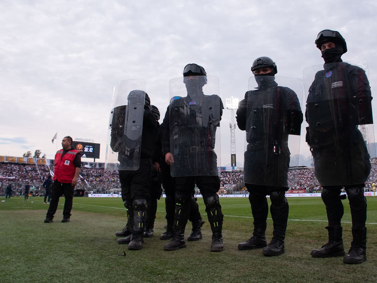 46 personas tienen prohibición de ingreso a los estadios en Chile por 30 años o más: ¿qué club tiene a sus hinchas por más tiempo castigados?
