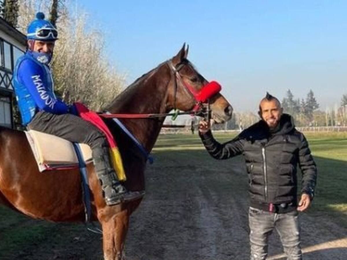 Comidas, amigos y caballos: la intensa semana de Arturo Vidal en Chile en la que terminó contagiado de covid-19