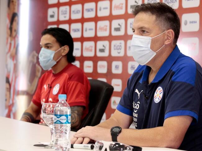 Eduardo Berizzo adelantando el Paraguay-Perú