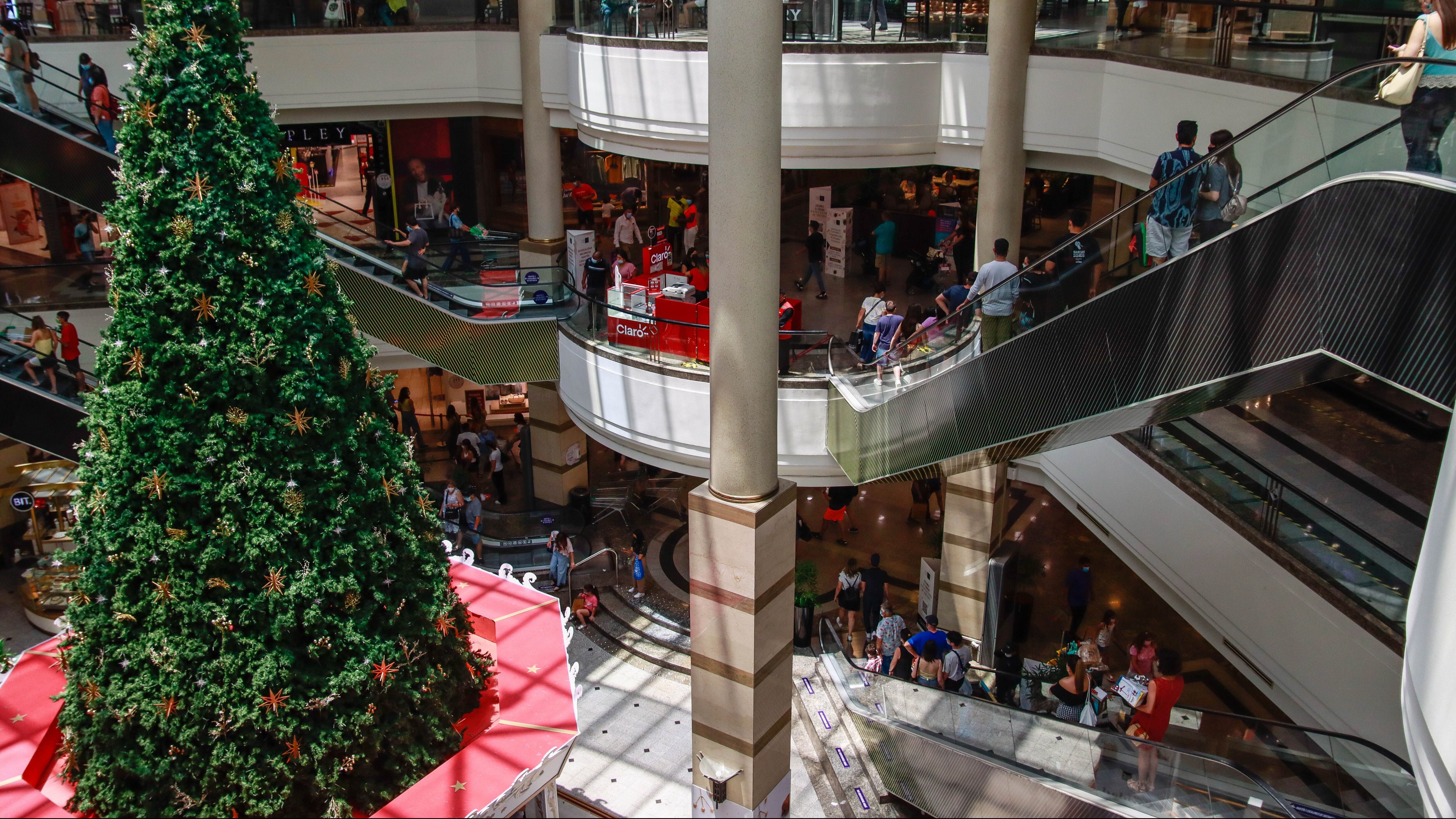 Proyectan alza en ofertas de trabajo en comercio presencial para Navidad