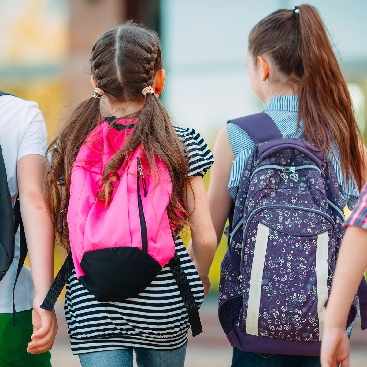 Educación sexual infantil: qué deben aprender los niños y cuándo, según la psicología