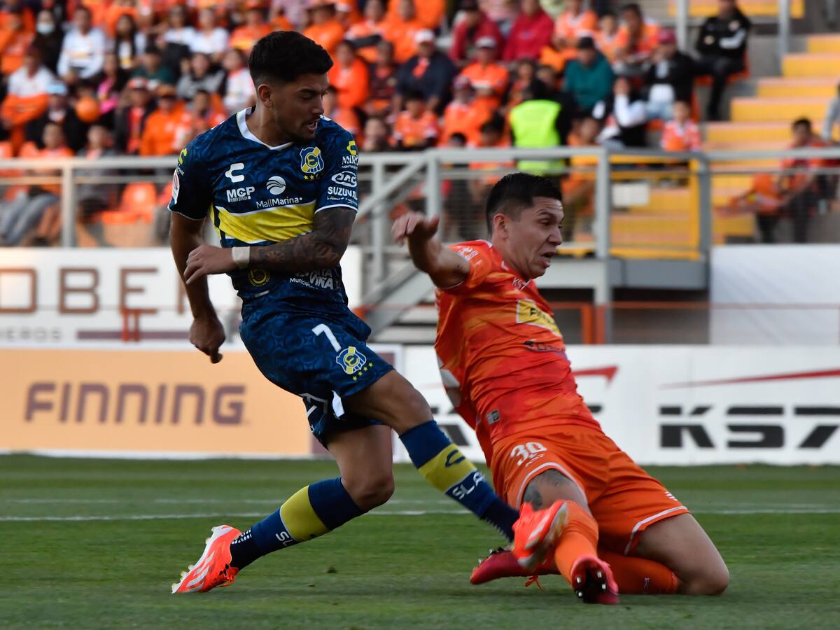 Cobreloa cae ante Everton y estira su mal momento en el torneo: los “ruleteros” terminaron jugando con dos menos