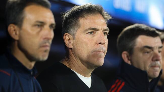 Eduardo Berizzo apunta a contar con Alexis Sánchez ante Colombia: "Tuvimos que ser cautos con él, es una situación clínica"