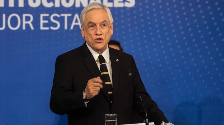 17 de agosto del 2021/SANTIAGOEl Presidente de la República, Sebastián Piñera, da un punto de prensa en el salón Montt Varas del Palacio de La Moneda, previo a firmar proyectos de ley de reformas institucionales para un mejor Estado.
FOTO: SEBASTIAN BELTRAN GAETE/AGENCIAUNO