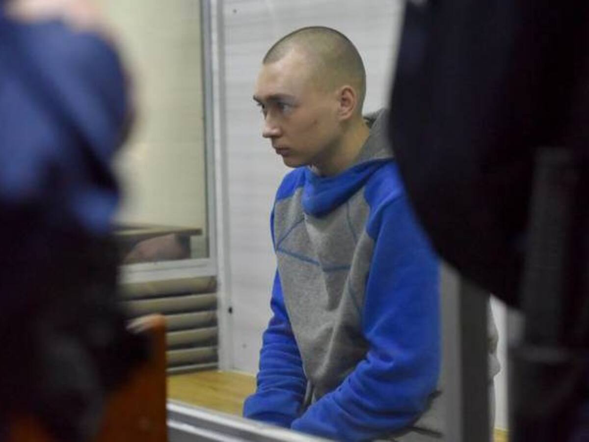 Soldado ruso se declara culpable de crímenes de guerra en Ucrania