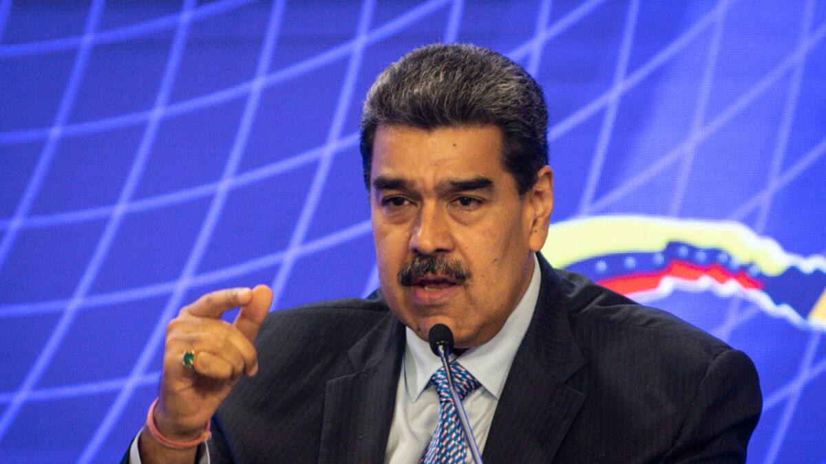 Maduro acusa que protestantes en Venezuela “vienen entrenados de Chile y Perú” y que regresaron hace 15 días a ese país