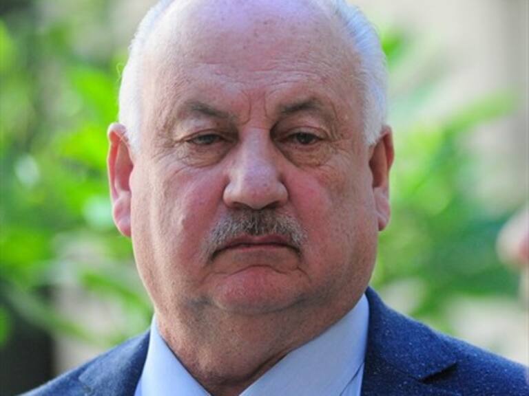 Teillier por fracaso del reajuste: «Se ha tratado de endilgarle al PC la total responsabilidad»