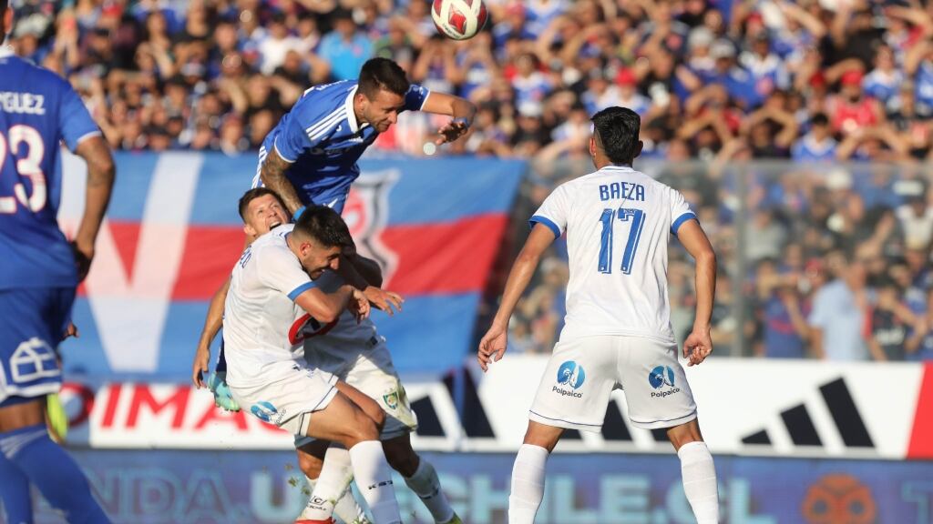 Héctor Jona denuncia incidentes y agresiones de los hinchas de la U en el duelo ante Huachipato