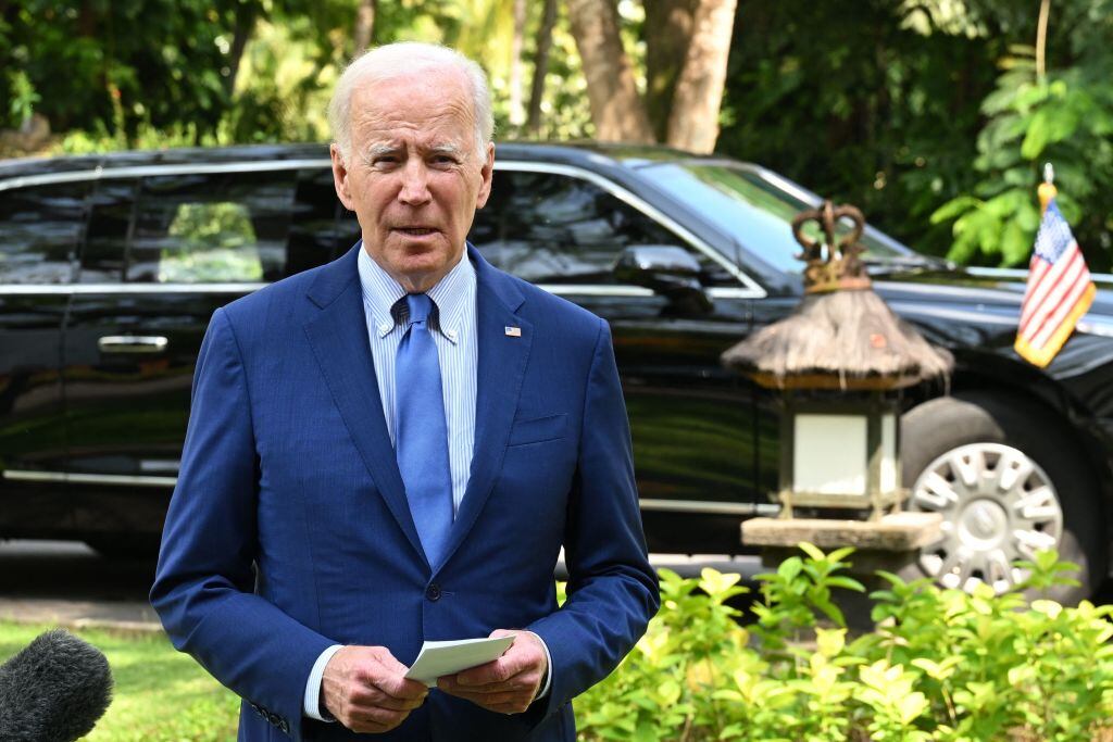 El mandatario estadounidense Joe Biden habla en Bali por el G20