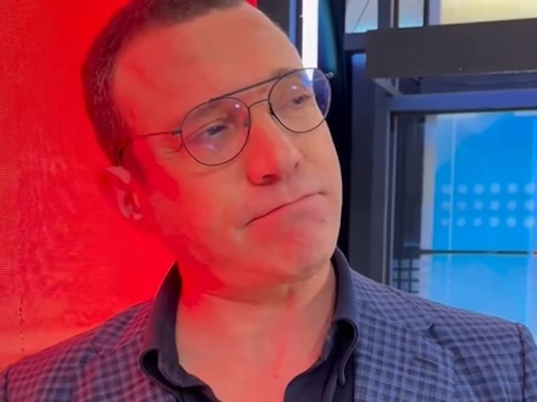 “Los medicamentos me jugaron una mala pasada”: Julián Elfenbein revela su duro calvario para tratar dolorosa patología