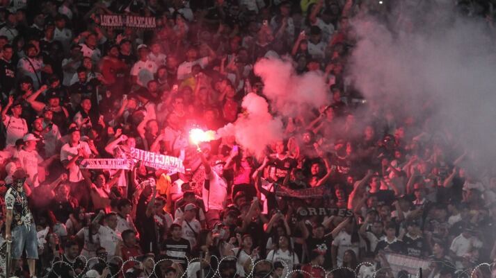 Desde Blanco y Negro condenan mala conducta de hinchas albos: "No van a encontrar respaldo de ningún dirigente de Colo Colo"