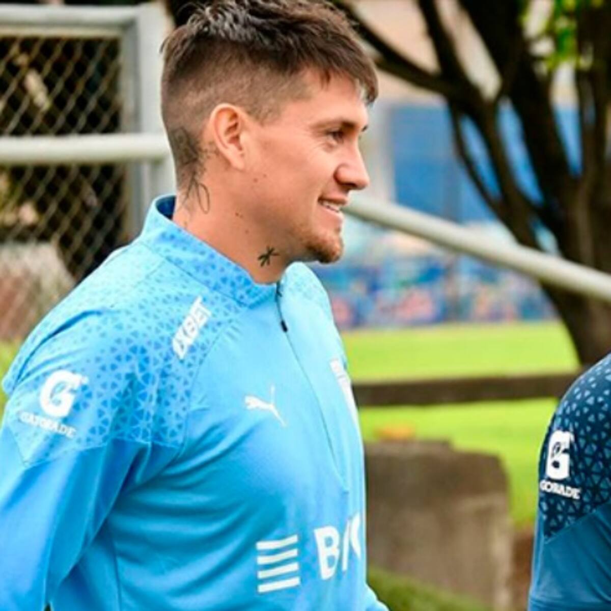 Nicolás Castillo reaparece para burlarse de Colo Colo: “El más grande es Católica”