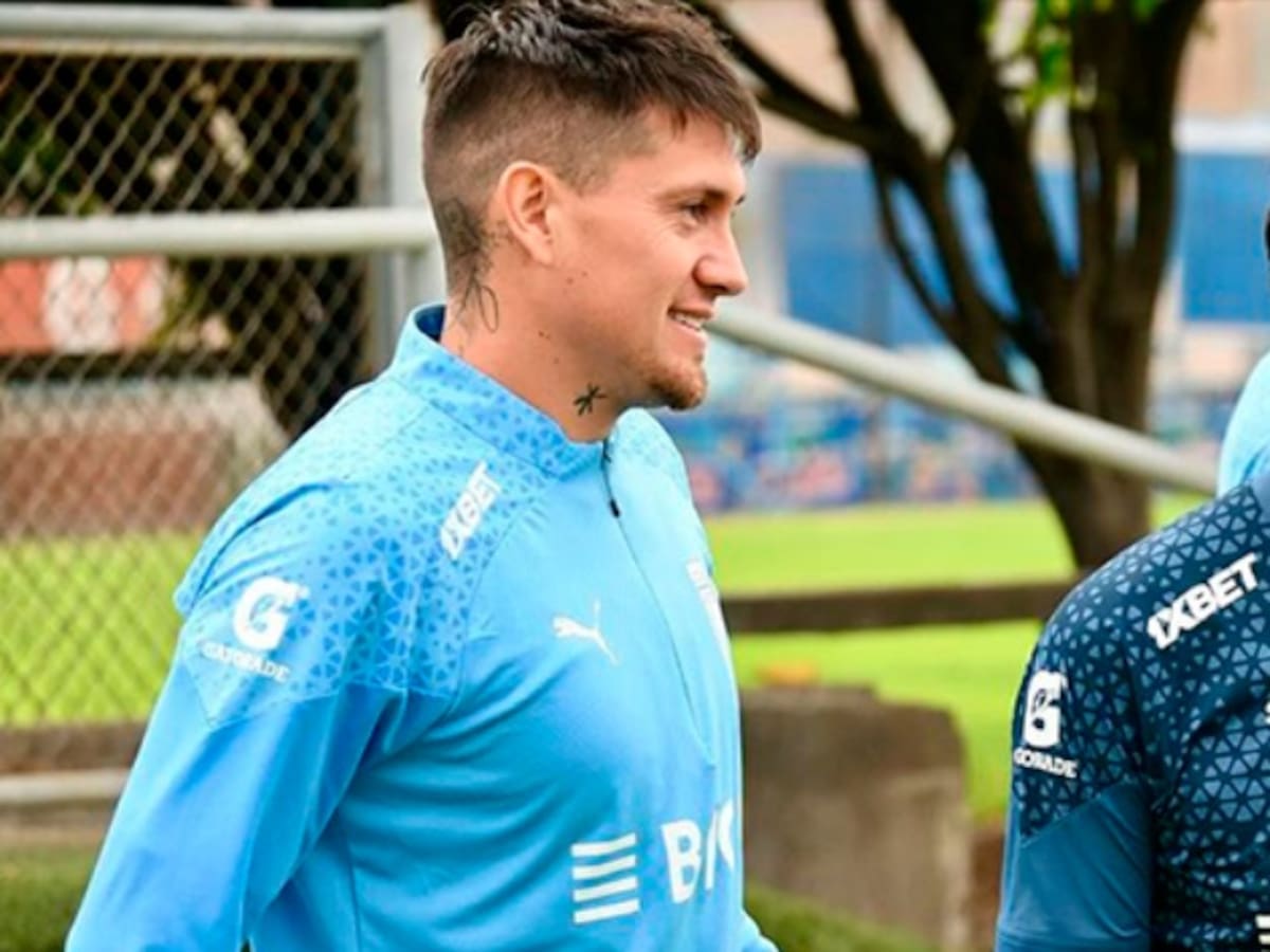 Nicolás Castillo reaparece para burlarse de Colo Colo: “El más grande es Católica”