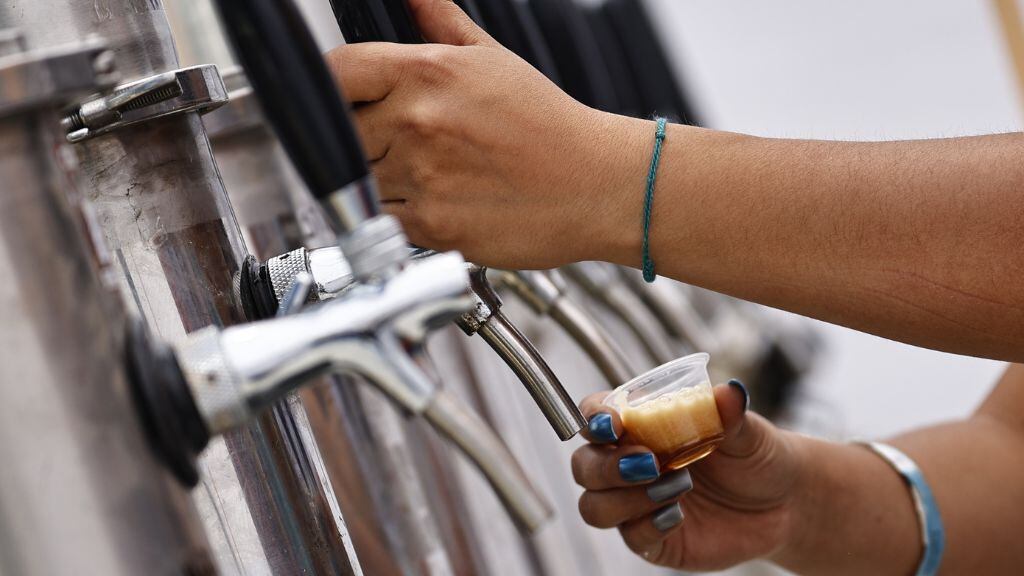 Alcohol, cerveza, coctelera, cocketelería, 1024x576 jpg ok