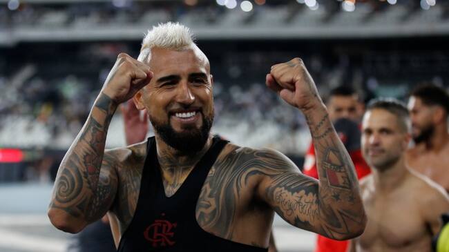 DT del Flamengo se rinde ante Vidal: "Arturo ha sido importante en todos los partidos del equipo"