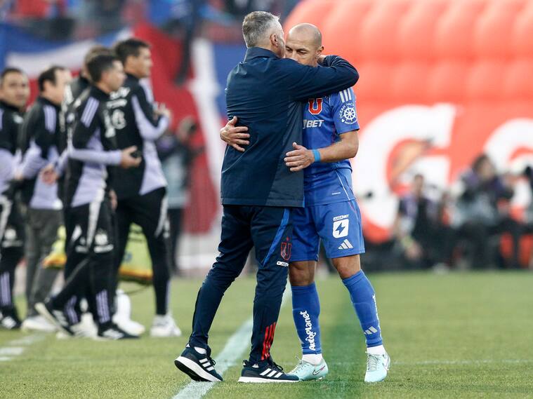 El abrazo entre Gustavo Álvarez y Marcelo Díaz