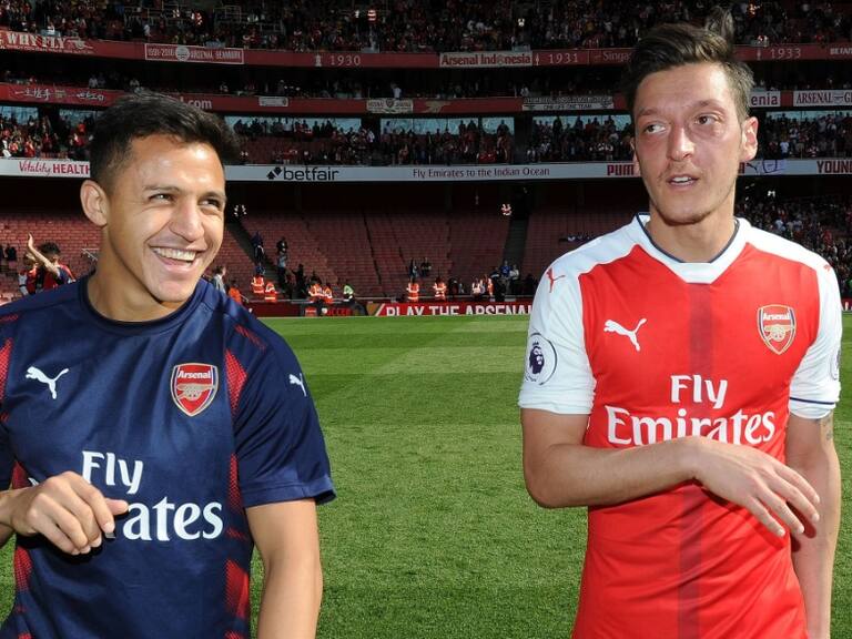 Alexis Sánchez le dedica palabras a Mesut Özil por su retiro del fútbol: "Cómo nos entendíamos, amigo"