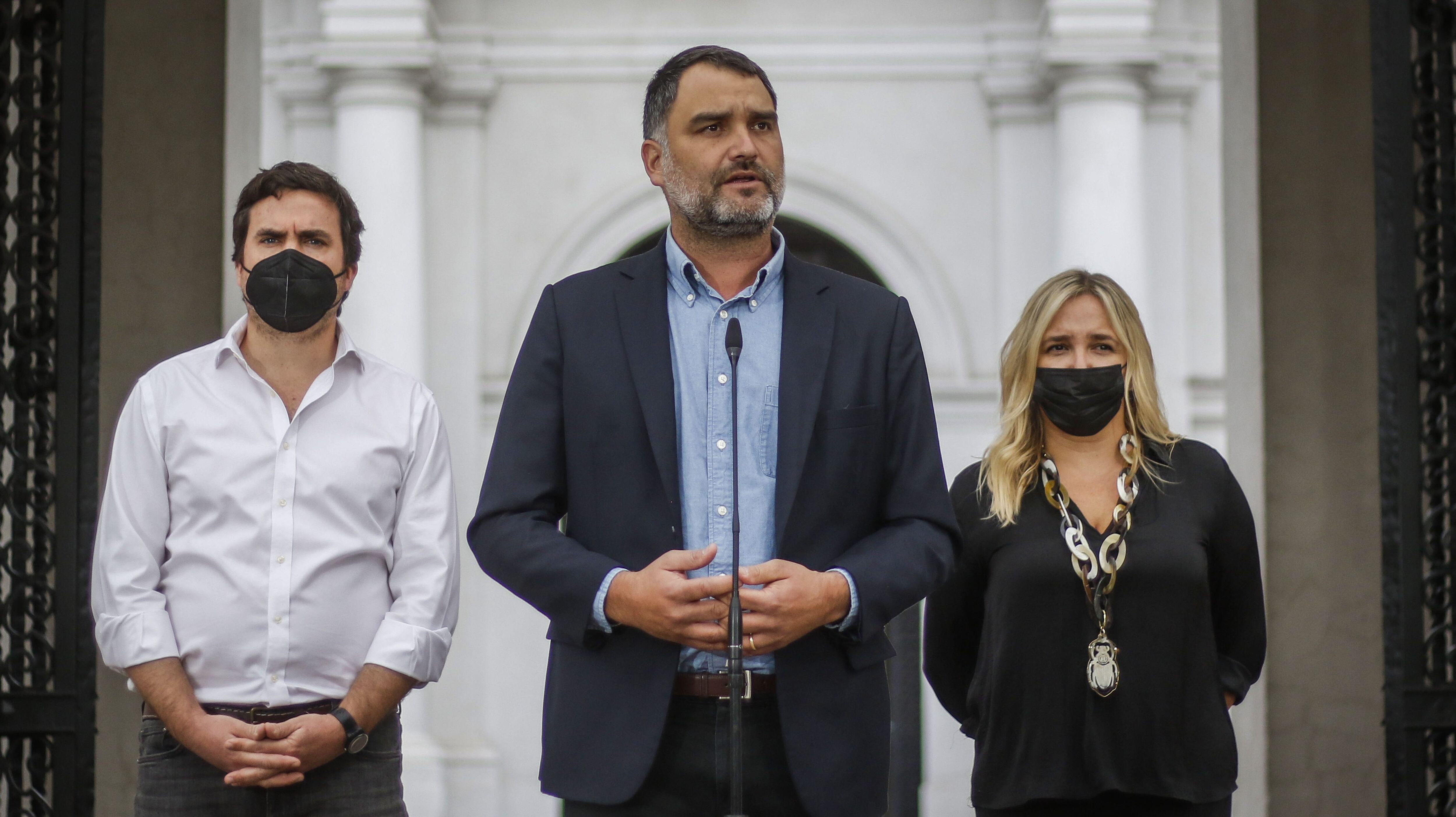 Directiva de la UDI por entrevista del Comandante Ramiro