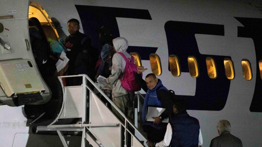 Boric por avión a Venezuela.