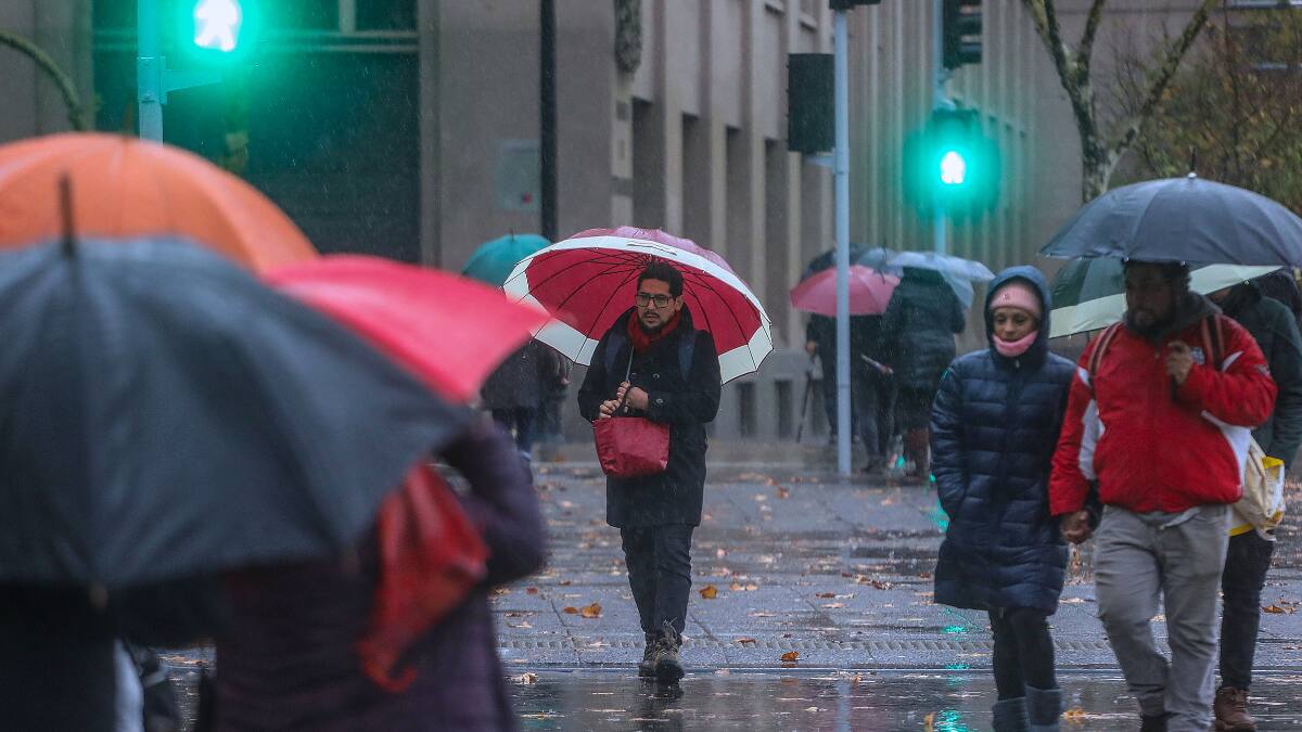 Lluvia en Santiago: revelan a qué hora será el peak de las precipitaciones en la zona central