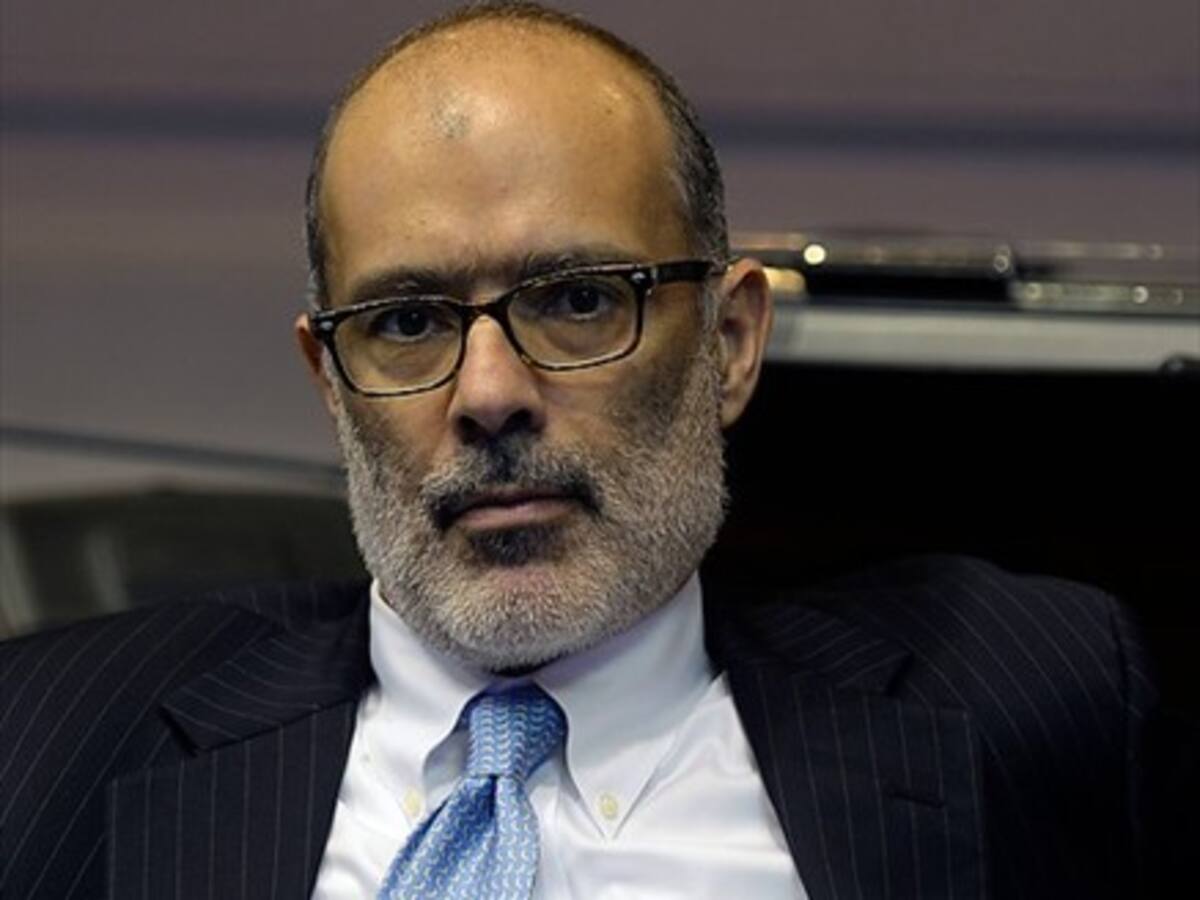 Ministro Valdés por reajuste: «No vamos a mandar un proyecto si no están los votos»